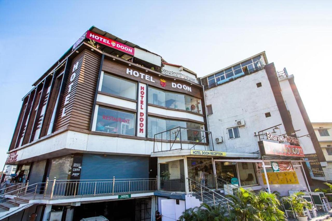 Hotel Doon Dehradun Esterno foto